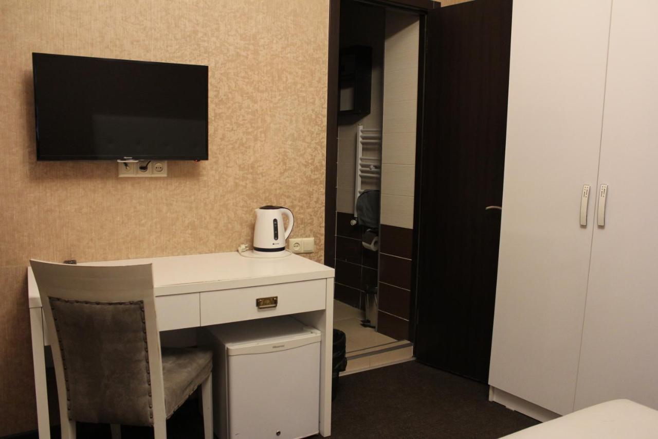 טביליסי Hotel Plaza מראה חיצוני תמונה