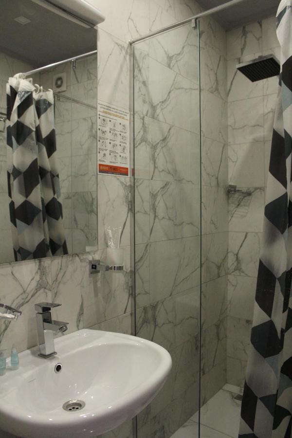 טביליסי Hotel Plaza מראה חיצוני תמונה